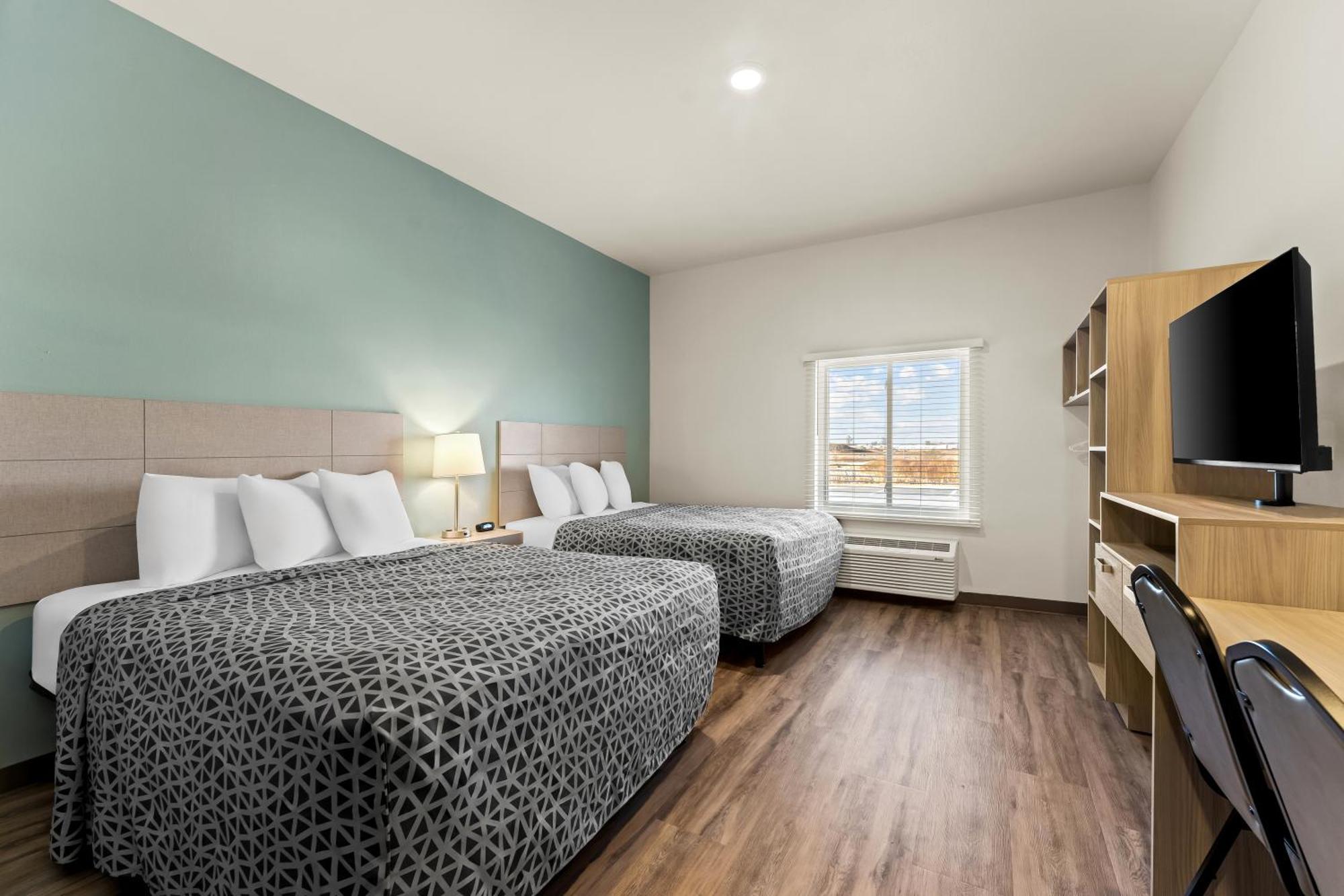 Woodspring Suites Easton Nazareth Bagian luar foto