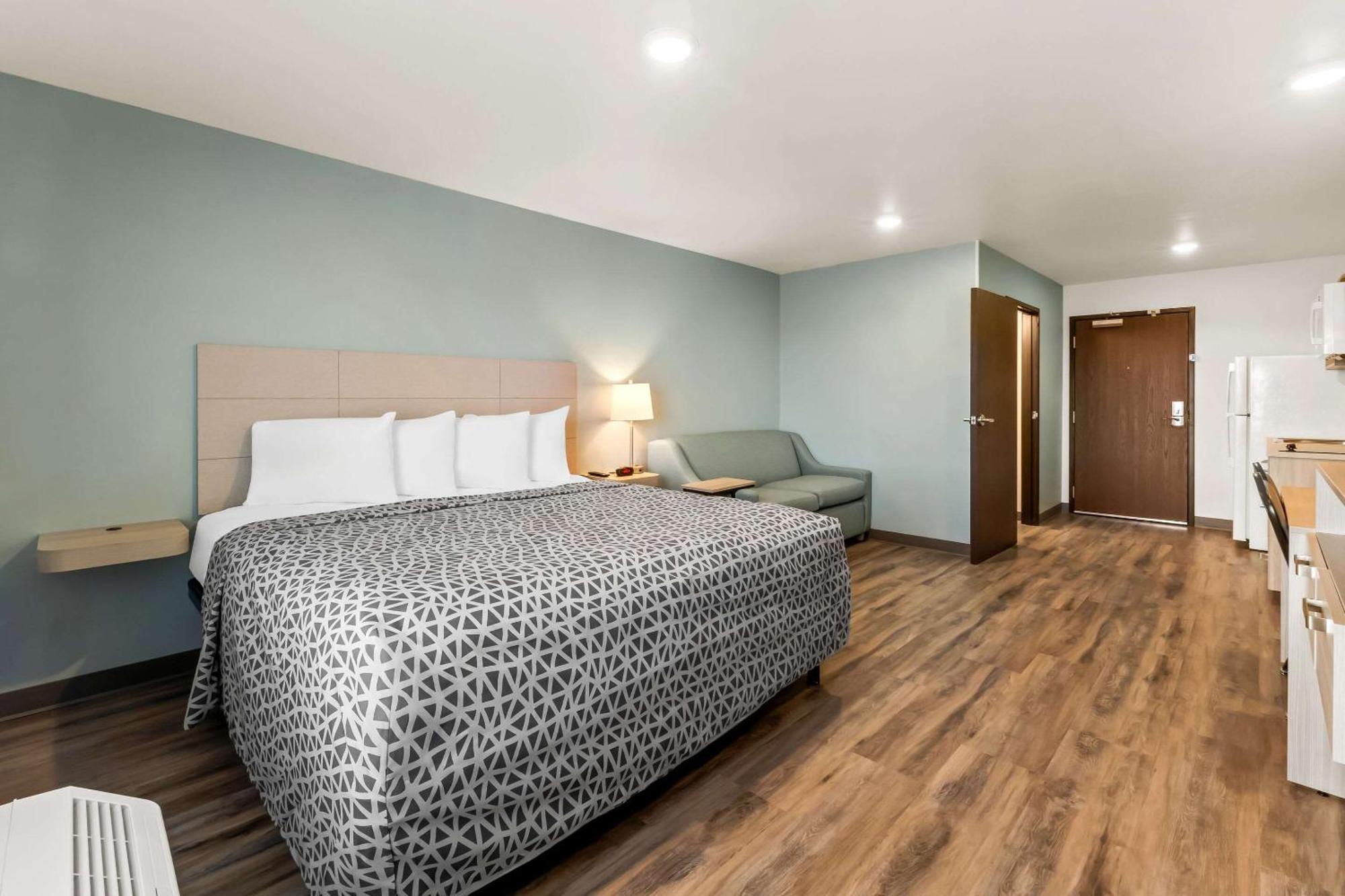 Woodspring Suites Easton Nazareth Bagian luar foto